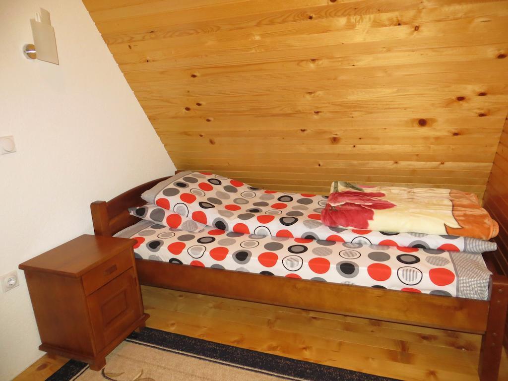 Rooms And Bungalows Sreten Zugic Žabljak Oda fotoğraf