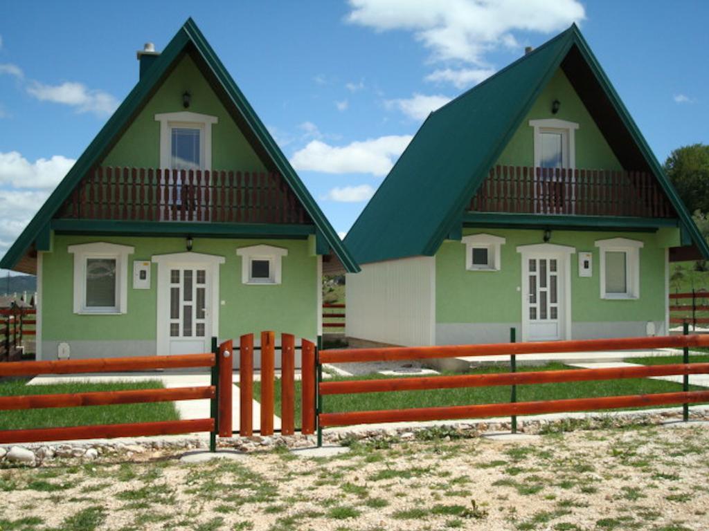 Rooms And Bungalows Sreten Zugic Žabljak Oda fotoğraf